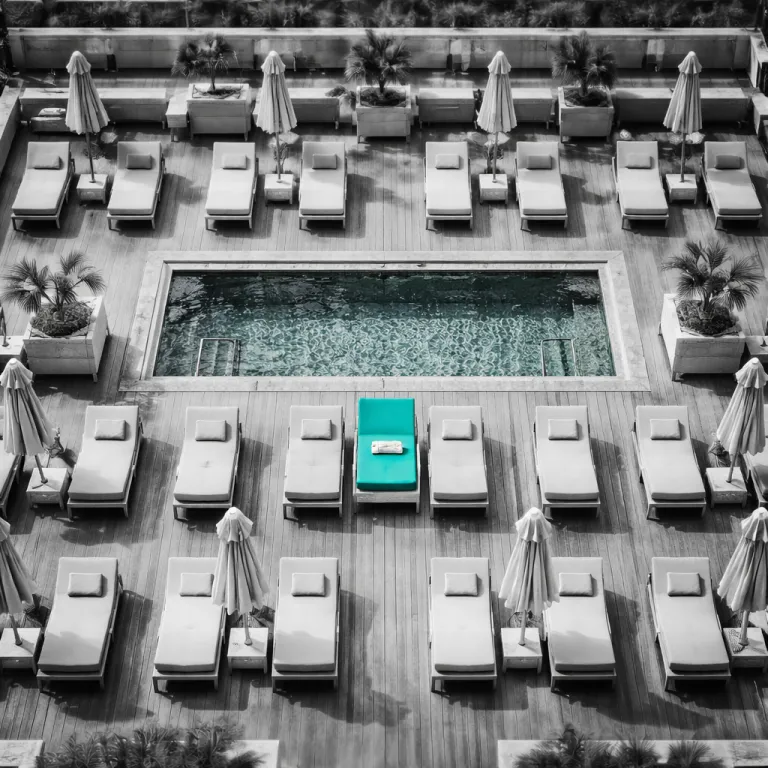 พักหรูสไตล์โมเดิร์นที่ bluesotel krabi aonang beach ใจกลางอ่าวนาง